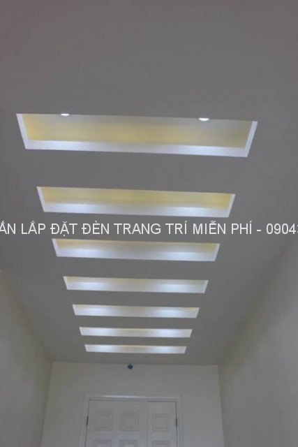 lap-den-trang-tri-dentot2